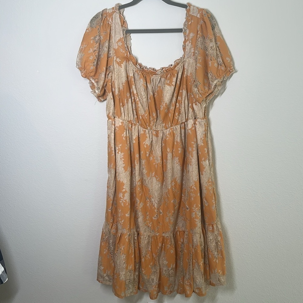 Torrid Mini Two Tone Lace Tiered Babydoll Dress Size 1 - Picture 4 of 9